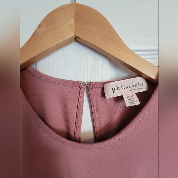 Philosophy Rose Tshirt size XS - Picture 2 of 6